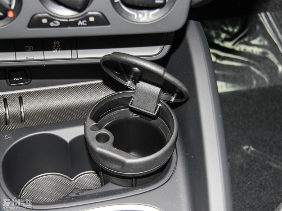 2014WA1 30 TFSI Sportback r