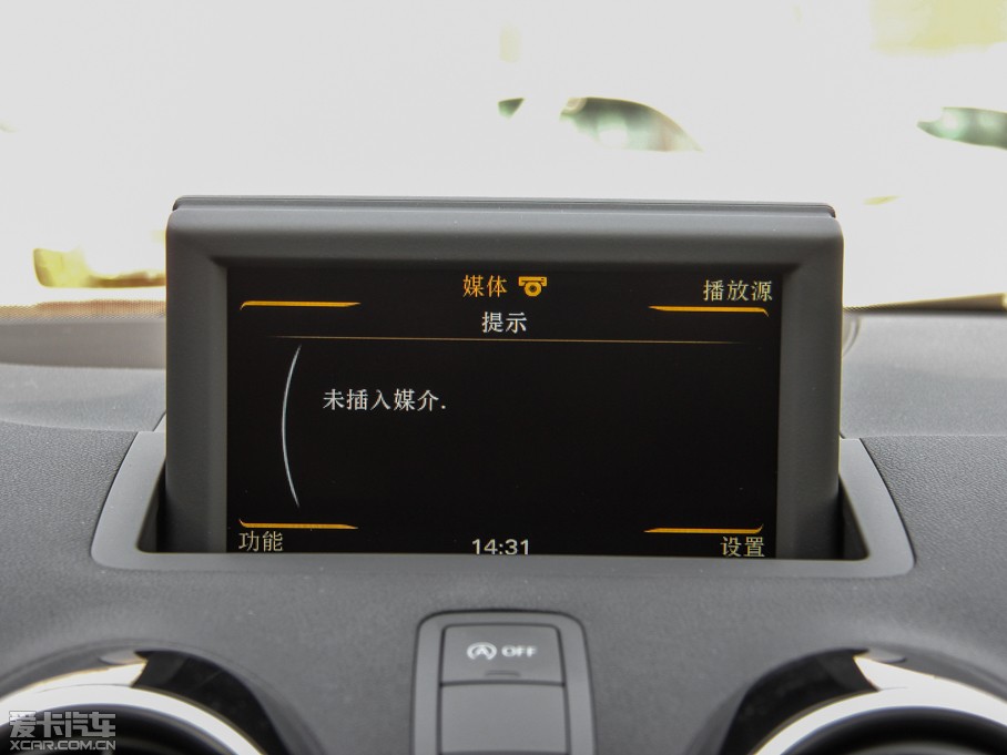 2014WA1 30 TFSI Sportback r