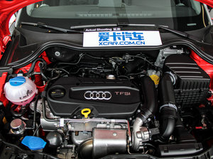 2014款30 TFSI 舒适型 发动机