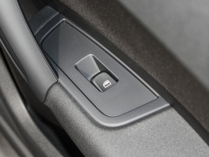 201430 TFSI Sportback r g