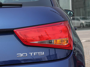 2014款30 TFSI Sportback 时尚型 尾灯
