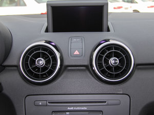 201430 TFSI Sportback r {(dio)L(fng)