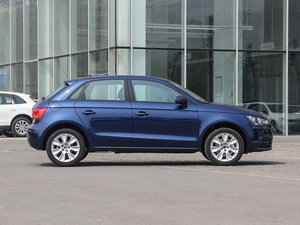 2014款30 TFSI Sportback 时尚型 整体外观