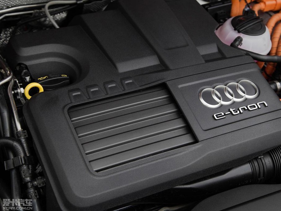 2015?yun)WA3 e-tron Sportback e-tron \(yn)(dng)