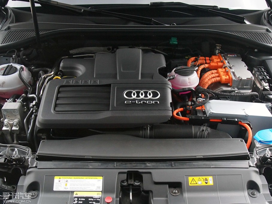 2015WA3 e-tron Sportback e-tron \Ӱ