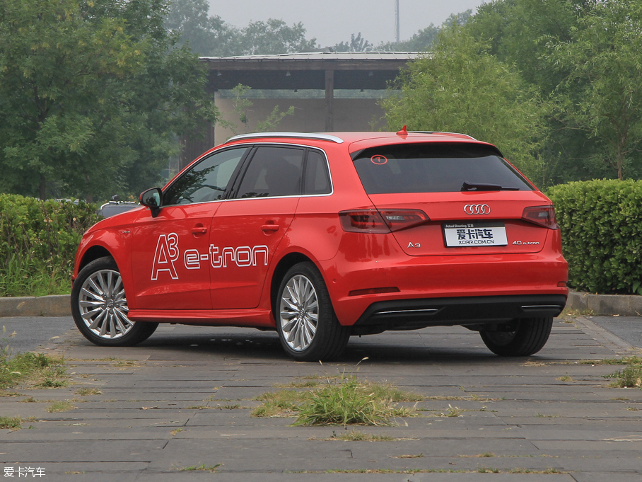 2015µA3 e-tron Sportback e-tron ˶