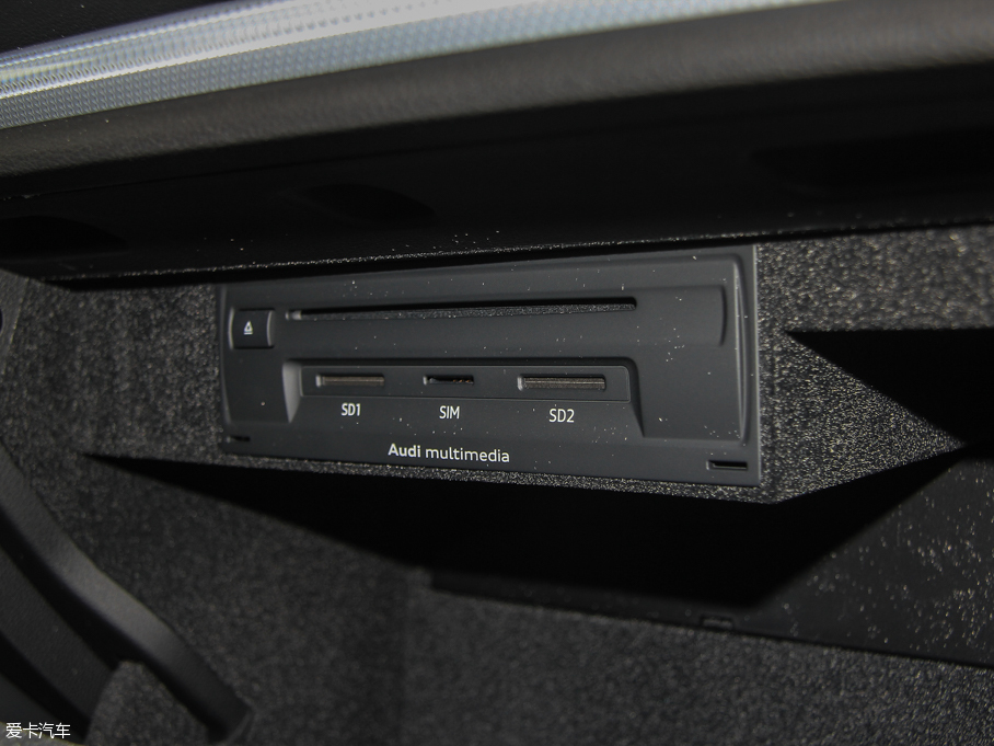 2015WA3 e-tron Sportback e-tron \Ӱ