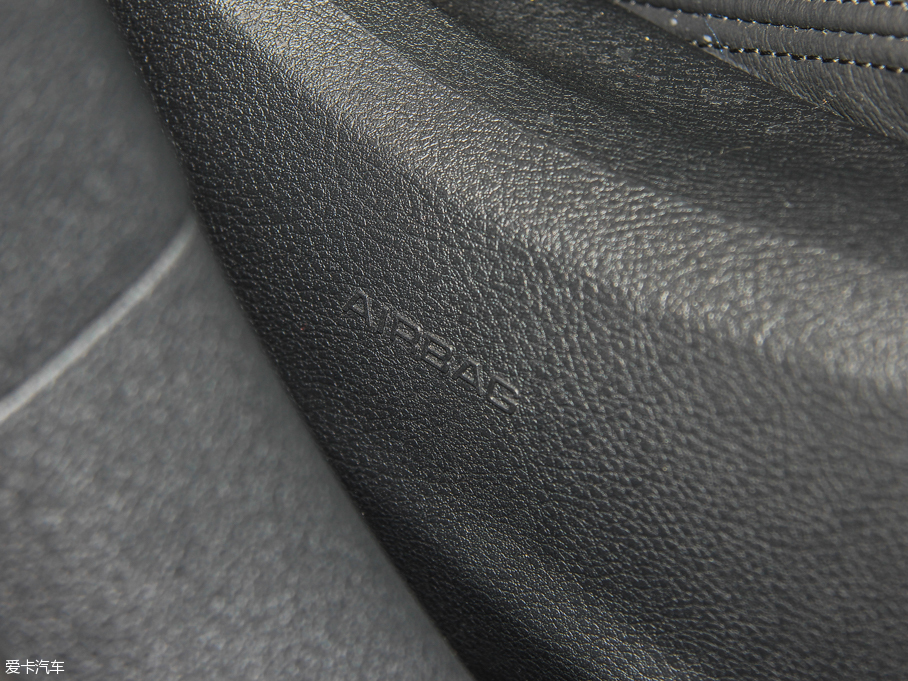 2015WA3 e-tron Sportback e-tron \Ӱ