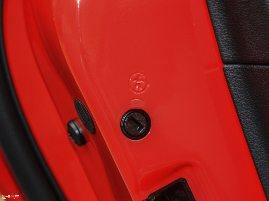 2015WA3 e-tron Sportback e-tron \Ӱ