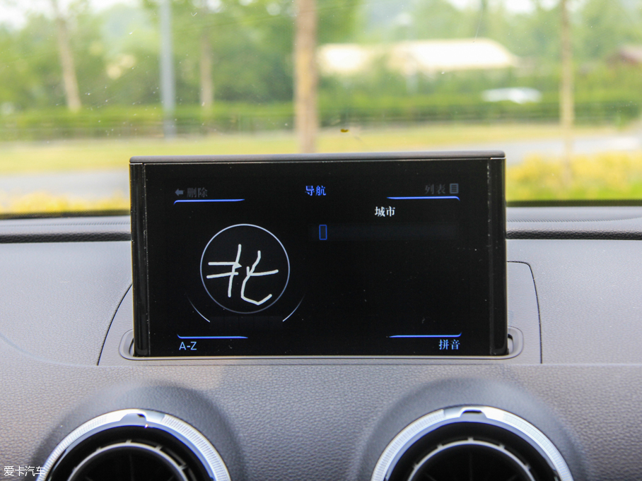 2015?yun)WA3 e-tron Sportback e-tron \(yn)(dng)