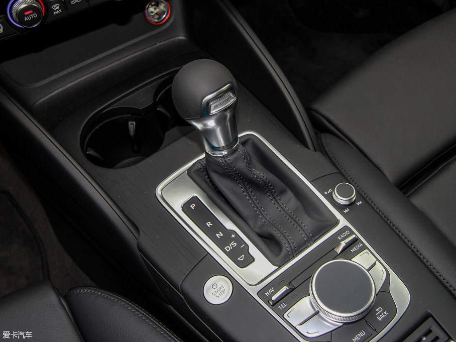 2015?yun)WA3 e-tron Sportback e-tron \(yn)(dng)