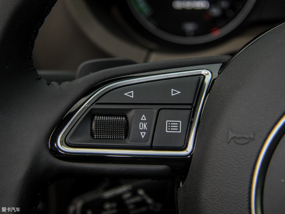 2015WA3 e-tron Sportback e-tron \Ӱ