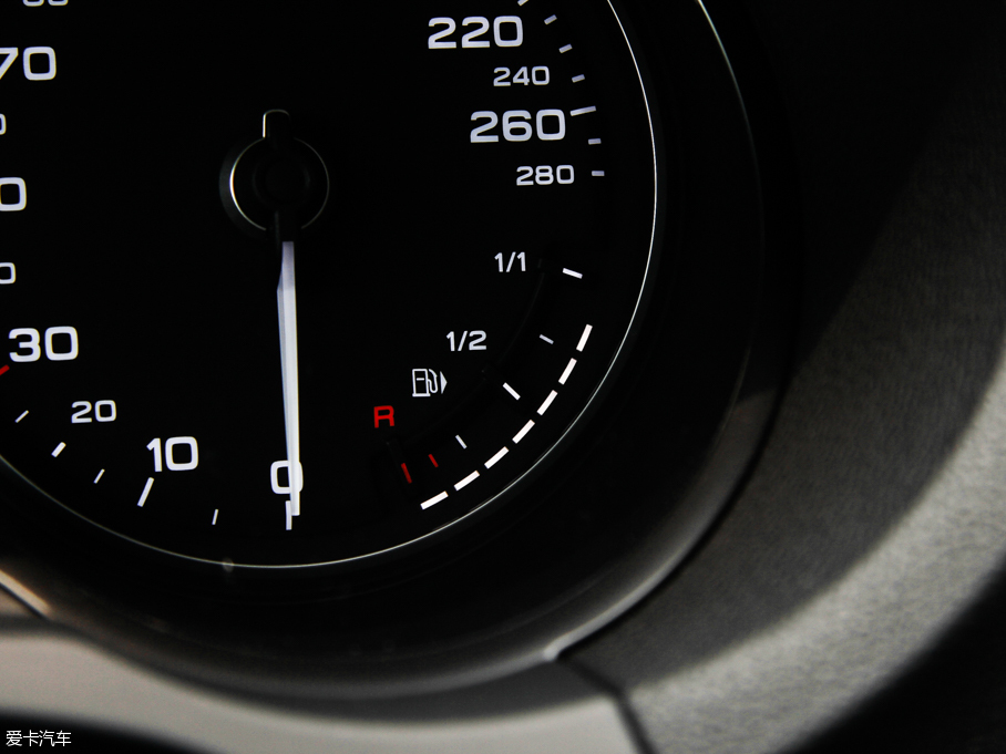 2015WA3 e-tron Sportback e-tron \Ӱ