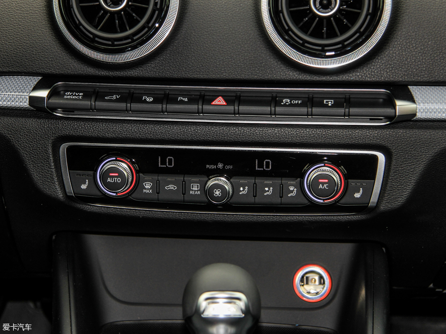 2015WA3 e-tron Sportback e-tron \Ӱ