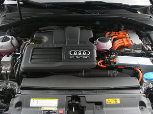 2015Sportback e-tron \Ӱ 