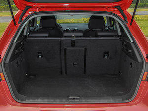 2015Sportback e-tron \Ӱ g