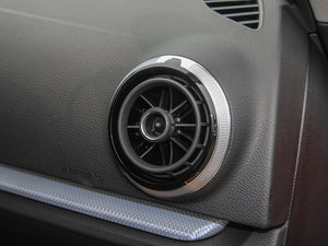 2015Sportback e-tron \Ӱ g