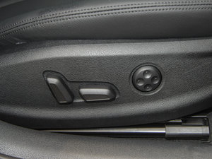 2015Sportback e-tron \Ӱ g