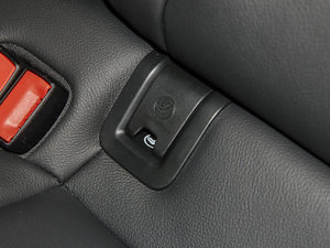 2015Sportback e-tron \Ӱ g