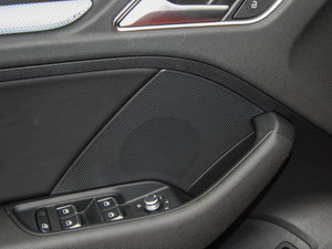 2015Sportback e-tron \Ӱ g