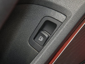 2015Sportback e-tron \Ӱ g