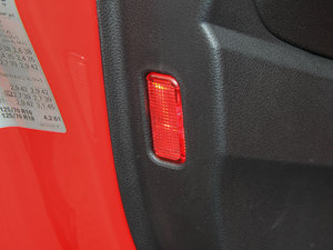 2015Sportback e-tron \Ӱ g