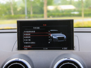 2015Sportback e-tron \Ӱ п؅^