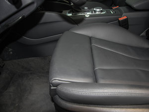 2015Sportback e-tron \Ӱ g