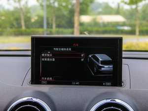 2015Sportback e-tron \Ӱ п؅^