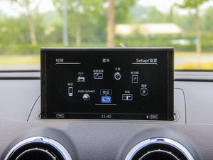 2015Sportback e-tron \Ӱ п؅^