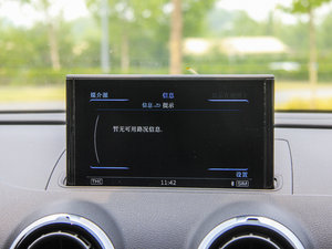 2015Sportback e-tron \Ӱ п؅^