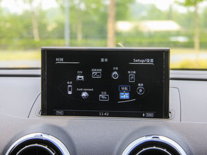 2015Sportback e-tron \Ӱ п؅^