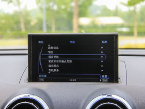 2015Sportback e-tron \Ӱ п؅^