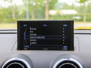 2015Sportback e-tron \Ӱ п؅^