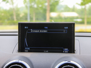 2015Sportback e-tron \Ӱ п؅^