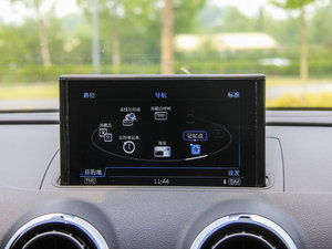 2015Sportback e-tron \Ӱ п؅^