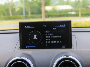 2015Sportback e-tron \Ӱ п؅^