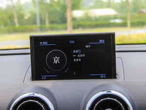 2015Sportback e-tron \Ӱ п؅^