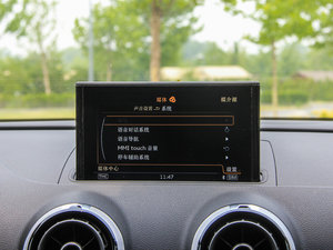 2015Sportback e-tron \(yn)Ӱ п؅^(q)