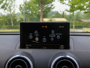 2015Sportback e-tron \(yn)Ӱ п؅^(q)