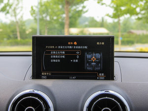 2015Sportback e-tron \(yn)Ӱ п؅^(q)