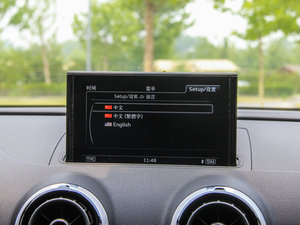 2015Sportback e-tron \Ӱ п؅^