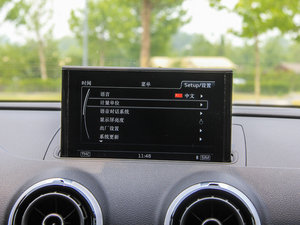 2015Sportback e-tron \Ӱ п؅^