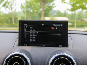 2015Sportback e-tron \Ӱ п؅^