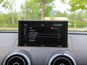 2015Sportback e-tron \Ӱ п؅^