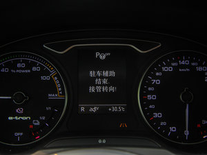 2015Sportback e-tron \Ӱ п؅^