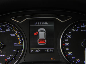 2015Sportback e-tron \Ӱ п؅^