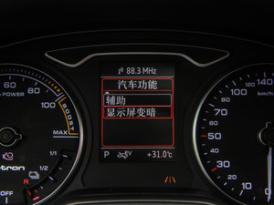 2015Sportback e-tron \Ӱ п؅^