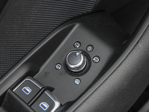 2015Sportback e-tron \Ӱ п؅^