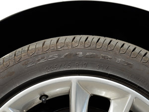 2015Sportback e-tron \Ӱ ݆̥ߴ